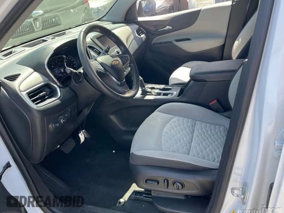 ✅ 2021 Chevrolet Equinox LT • VIN: 2GNAXJEV3M6107963 • Lot: 42506908. Wystawiony na IAAI z przebiegiem 120 505 mil. Bezpłatny archiwum sprzedaży aukcyjnych z USA i szczegółowy raport historii pojazdu na DreamBid. Zdjęcie 1.