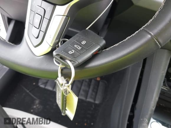 ✅ 2024 Volkswagen Taos S • VIN: 3VV5X7B23RM124848 • Lot: 43367924. Wystawiony na IAAI z przebiegiem 13 926 mil. Bezpłatny archiwum sprzedaży aukcyjnych z USA i szczegółowy raport historii pojazdu na DreamBid. Zdjęcie 11.