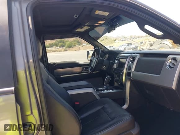 ✅ 2013 Ford F-150 XLT • VIN: 1FTFW1CFXDFD56277 • Lot: 43078666. Listed on IAAI with 111,115 mi. Free auction sales archive from the USA and detailed vehicle history report at DreamBid. Image 5.