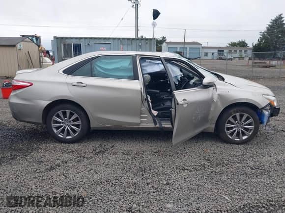 2015 Toyota Camry LE with VIN 4T1BD1FK4FU150847, listed as a IAAI auction lot 41831162 with 128,791 mi miles and . Bid and sale history available at DreamBid. Image 13.