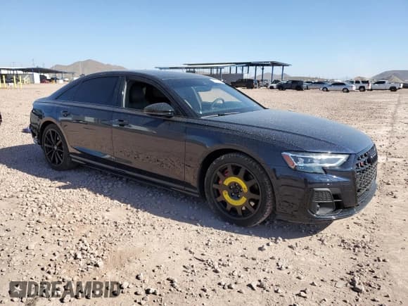 ✅ 2023 Audi S8 • VIN: WAULSBF89PN007961 • Лот: 42024315. Опубликован ранее на Copart с пробегом 16 054 миль. Бесплатный доступ к архиву аукционных продаж из США и подробный отчёт об истории автомобиля на DreamBid. Изображение 4.