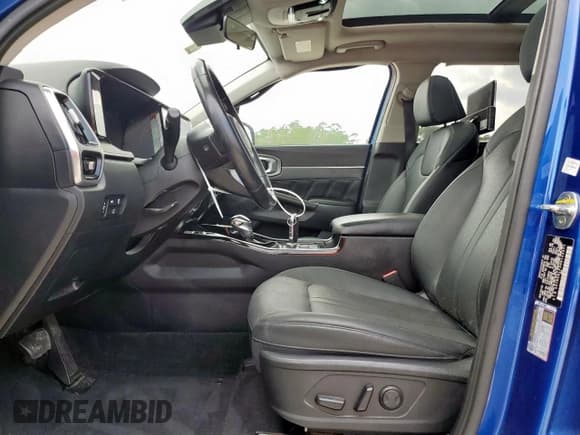 ✅ 2022 Kia Sorento X-Line SX Prestige • VIN: 5XYRKDLF4NG122371 • Lot: 58673215. Listed on Copart with 120,885 mi. Free auction sales archive from the USA and detailed vehicle history report at DreamBid. Image 7.