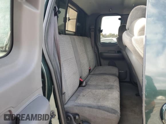 ✅ 2001 Ford F-150 XL • VIN: 1FTRX17W11NB70374 • Lot: 89612325. Listed on Copart with 124,157 mi. Free auction sales archive from the USA and detailed vehicle history report at DreamBid. Image 10.