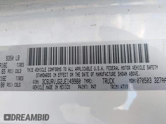 ✅ 2018 Ram ProMaster Cargo • VIN: 3C6URVJG2JE149980 • Lot: 43521702. Listed on IAAI with 442,288 mi. Free auction sales archive from the USA and detailed vehicle history report at DreamBid. Image 9.