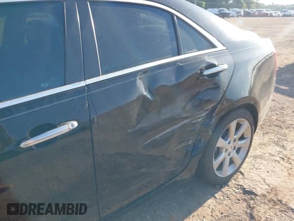 ✅ 2014 Cadillac ATS Standard RWD • VIN: 1G6AA5RXXE0116136 • Lot: 42183109. Listed on IAAI with 180,689 mi. Free auction sales archive from the USA and detailed vehicle history report at DreamBid. Image 6.