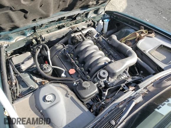 ✅ 1998 Jaguar XJ • VIN: SAJHX1241WC839104 • Лот: 81911744. Опубликован ранее на Copart с пробегом 61 956 миль. Бесплатный доступ к архиву аукционных продаж из США и подробный отчёт об истории автомобиля на DreamBid. Изображение 11.