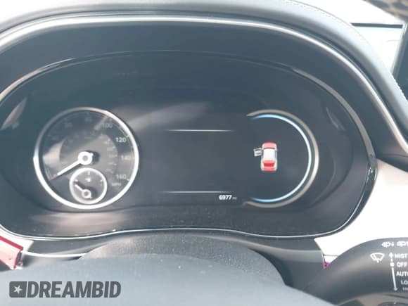 ✅ 2025 Genesis GV70 Sport • VIN: 5NMMCDTC6SH031939 • Lot: 43470973. Listed on IAAI with 6,977 mi. Free auction sales archive from the USA and detailed vehicle history report at DreamBid. Image 7.