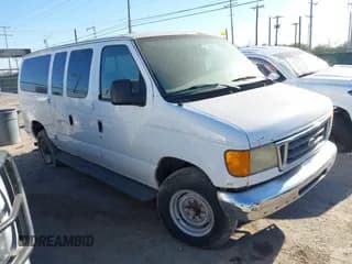 ✅ 2007 Ford Econoline Passenger XL • VIN: 1FBNE31L87DB25949 • Lot: 43893277. Listed on IAAI with 289,056 mi. Free auction sales archive from the USA and detailed vehicle history report at DreamBid. Image 1.
