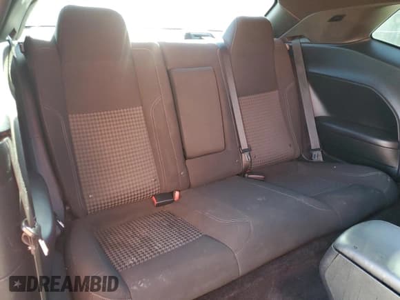 ✅ 2018 Dodge Challenger SXT Plus • VIN: 2C3CDZAG7JH219766 • Lot: 86645285. Wystawiony na Copart z przebiegiem 55 600 mil. Bezpłatny archiwum sprzedaży aukcyjnych z USA i szczegółowy raport historii pojazdu na DreamBid. Zdjęcie 10.