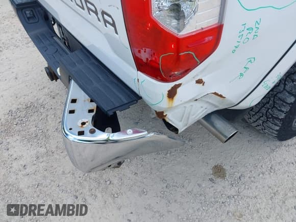 ✅ 2016 Toyota Tundra Limited • VIN: 5TFHW5F11GX531112 • Лот: 42637356. Опубликован ранее на IAAI с пробегом 156 210 миль. Бесплатный доступ к архиву аукционных продаж из США и подробный отчёт об истории автомобиля на DreamBid. Изображение 17.