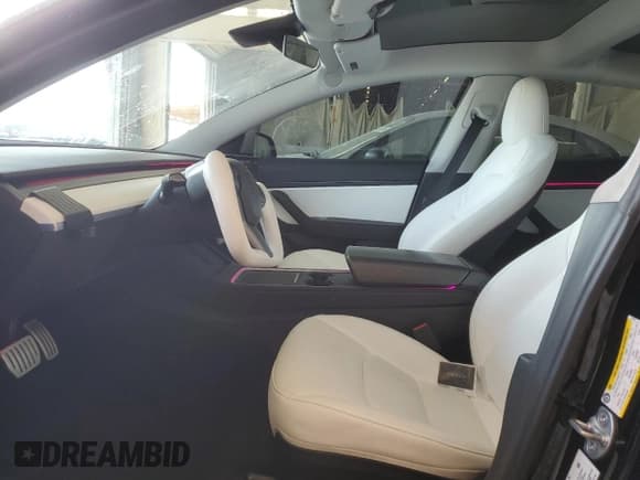 ✅ 2021 Tesla Model 3 Performance • VIN: 5YJ3E1EC6MF914316 • Лот: 85516205. Опубликован ранее на Copart с пробегом 46 016 миль. Бесплатный доступ к архиву аукционных продаж из США и подробный отчёт об истории автомобиля на DreamBid. Изображение 7.