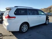 ✅ 2014 Toyota Sienna XLE • VIN: 5TDYK3DC8ES508790 • Lot: 90647505. Listed on Copart with 141,327 mi. Free auction sales archive from the USA and detailed vehicle history report at DreamBid. Image 3.