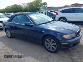 ✅ 2005 BMW 3 Series 325Ci • VIN: WBABW33405PL35066 • Lot: 40118380. Listed on IAAI with 245,479 mi. Free auction sales archive from the USA and detailed vehicle history report at DreamBid. Image 1.