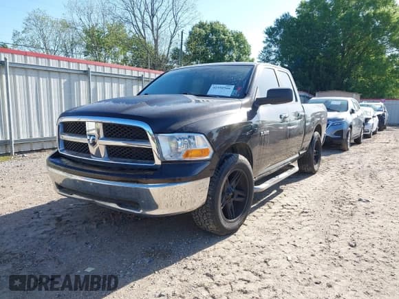 ✅ 2010 Dodge 1500 SLT • VIN: 1D7RB1GP7AS214036 • Lot: 41950566. Wystawiony na IAAI z przebiegiem 156 643 mil. Bezpłatny archiwum sprzedaży aukcyjnych z USA i szczegółowy raport historii pojazdu na DreamBid. Zdjęcie 2.