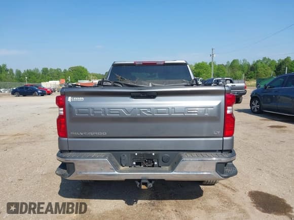 ✅ 2021 Chevrolet Silverado 1500 LT • VIN: 1GCRYJEK1MZ376305 • Lot: 42072134. Wystawiony na IAAI z przebiegiem 31 443 mil. Bezpłatny archiwum sprzedaży aukcyjnych z USA i szczegółowy raport historii pojazdu na DreamBid. Zdjęcie 17.
