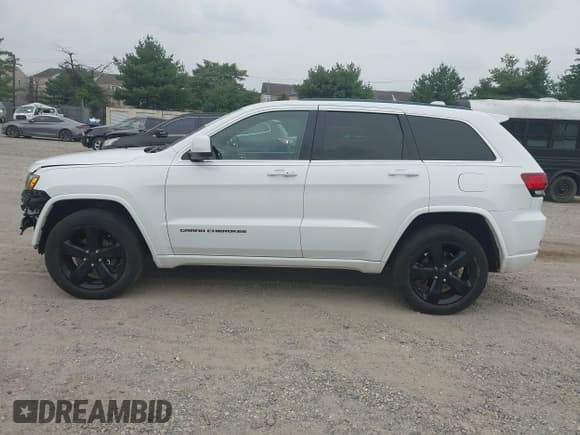 ✅ 2015 Jeep Grand Cherokee Laredo • VIN: 1C4RJFAGXFC894180 • Лот: 42879612. Опубликован ранее на IAAI с пробегом 153 549 миль. Бесплатный доступ к архиву аукционных продаж из США и подробный отчёт об истории автомобиля на DreamBid. Изображение 14.