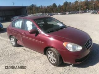 ✅ 2010 Hyundai Accent GLS • VIN: KMHCN4AC7AU483622 • Lot: 43490386. Wystawiony na IAAI z przebiegiem 213 844 mil. Bezpłatny archiwum sprzedaży aukcyjnych z USA i szczegółowy raport historii pojazdu na DreamBid. Zdjęcie 1.