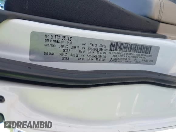 ✅ 2018 Dodge Durango SXT • VIN: 1C4RDJAG3JC393506 • Lot: 42723646. Listed on IAAI with 111,317 mi. Free auction sales archive from the USA and detailed vehicle history report at DreamBid. Image 9.