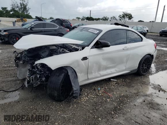 ✅ 2020 BMW M2 Competition • VIN: WBS2U7C05L7E57041 • Лот: 64968525. Опубликован ранее на Copart с пробегом Не указан. Бесплатный доступ к архиву аукционных продаж из США и подробный отчёт об истории автомобиля на DreamBid. Изображение 1.