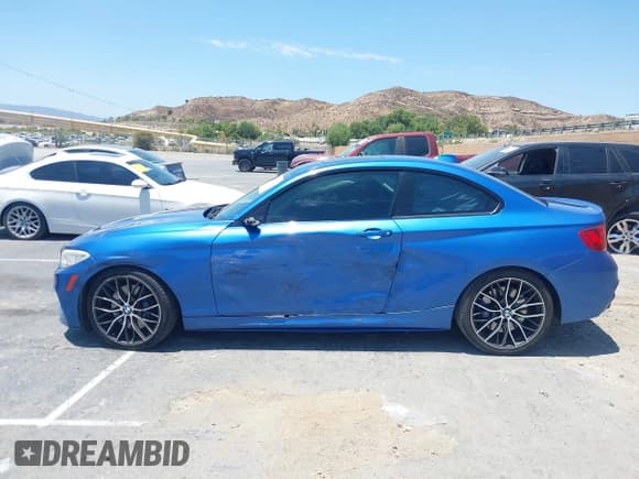 ✅ 2015 BMW 2 Series M235i • VIN: WBA1J7C55FV288916 • Лот: 42773923. Опубликован ранее на IAAI с пробегом 102 287 миль. Бесплатный доступ к архиву аукционных продаж из США и подробный отчёт об истории автомобиля на DreamBid. Изображение 14.