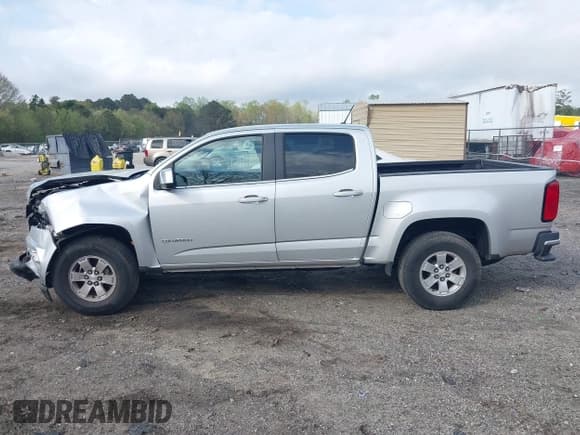 ✅ 2019 Chevrolet Colorado 2WD Work Truck • VIN: 1GCGSBEN3K1164686 • Lot: 41943796. Listed on IAAI with 65,000 mi. Free auction sales archive from the USA and detailed vehicle history report at DreamBid. Image 14.