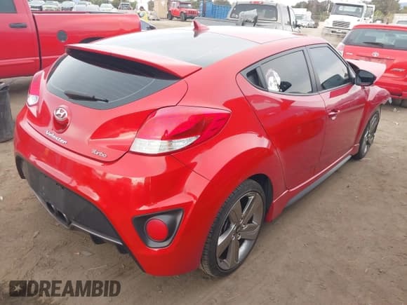 ✅ 2013 Hyundai Veloster Turbo • VIN: KMHTC6AE3DU096959 • Lot: 41749843. Wystawiony na IAAI z przebiegiem 87 662 mil. Bezpłatny archiwum sprzedaży aukcyjnych z USA i szczegółowy raport historii pojazdu na DreamBid. Zdjęcie 4.