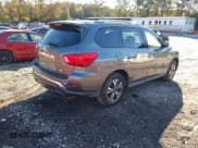 ✅ 2017 Nissan Pathfinder SL • VIN: 5N1DR2MM3HC907380 • Lot: 43620677. Listed on IAAI with 79,985 mi. Free auction sales archive from the USA and detailed vehicle history report at DreamBid. Image 4.