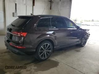 ✅ 2021 Audi Q7 Prestige • VIN: WA1VXAF75MD034018 • Lot: 83953845. Wystawiony na Copart z przebiegiem 31 561 mil. Bezpłatny archiwum sprzedaży aukcyjnych z USA i szczegółowy raport historii pojazdu na DreamBid. Zdjęcie 3.