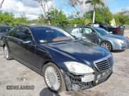 ✅ 2007 Mercedes-Benz S 550 • VIN: WDDNG86X97A116893 • Lot: 43813093. Wystawiony na IAAI z przebiegiem 84 118 mil. Bezpłatny archiwum sprzedaży aukcyjnych z USA i szczegółowy raport historii pojazdu na DreamBid. Zdjęcie 13.