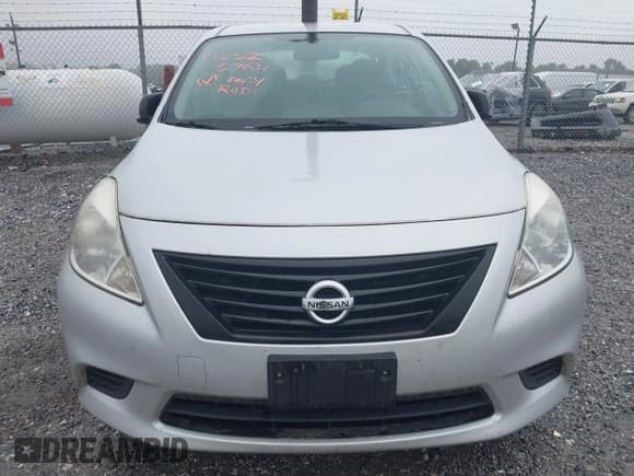 ✅ 2014 Nissan Versa SV • VIN: 3N1CN7AP4EL812157 • Лот: 42520764. Опубликован ранее на IAAI с пробегом 171 083 миль. Бесплатный доступ к архиву аукционных продаж из США и подробный отчёт об истории автомобиля на DreamBid. Изображение 6.