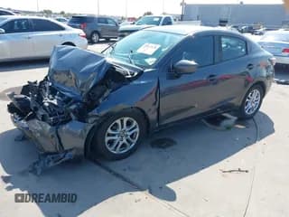 ✅ 2017 Toyota Yaris • VIN: 3MYDLBYV0HY181527 • Лот: 43513138. Опубликован ранее на IAAI с пробегом 128 589 миль. Бесплатный доступ к архиву аукционных продаж из США и подробный отчёт об истории автомобиля на DreamBid. Изображение 2.