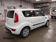 ✅ 2012 Kia Soul • VIN: KNDJT2A59C7384521 • Lot: 43414402. Wystawiony na IAAI z przebiegiem 111 752 mil. Bezpłatny archiwum sprzedaży aukcyjnych z USA i szczegółowy raport historii pojazdu na DreamBid. Zdjęcie 4.