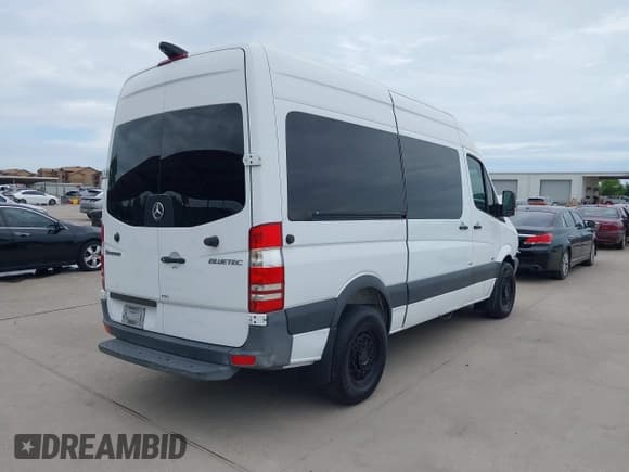 ✅ 2013 Mercedes-Benz Sprinter Passenger • VIN: WDZPE7CC8D5787397 • Лот: 42661008. Опубликован ранее на IAAI с пробегом 78 231 миль. Бесплатный доступ к архиву аукционных продаж из США и подробный отчёт об истории автомобиля на DreamBid. Изображение 4.