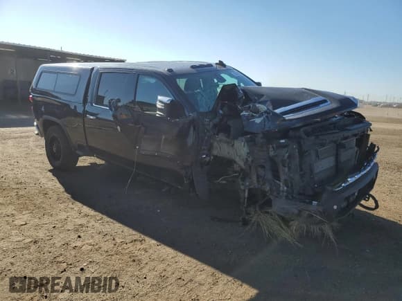✅ 2020 Chevrolet Silverado 2500HD LTZ • VIN: 1GC4YPEY4LF207932 • Lot: 80317645. Wystawiony na Copart z przebiegiem 100 810 mil. Bezpłatny archiwum sprzedaży aukcyjnych z USA i szczegółowy raport historii pojazdu na DreamBid. Zdjęcie 4.