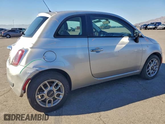 ✅ 2012 FIAT 500 Pop • VIN: 3C3CFFAR2CT212342 • Lot: 93898775. Wystawiony na Copart z przebiegiem 104 684 mil. Bezpłatny archiwum sprzedaży aukcyjnych z USA i szczegółowy raport historii pojazdu na DreamBid. Zdjęcie 3.