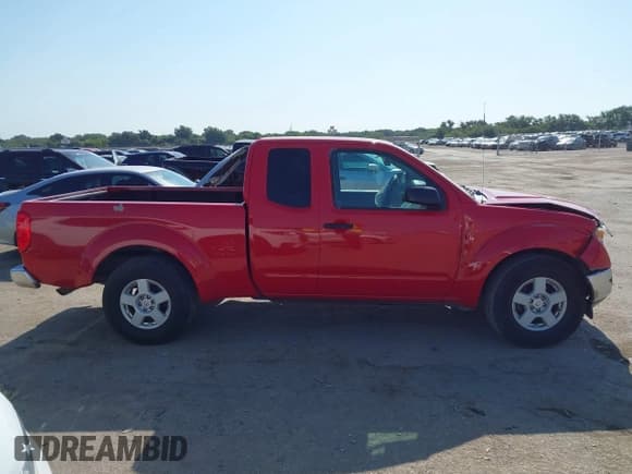 ✅ 2005 Nissan Frontier SE • VIN: 1N6AD06U05C400310 • Lot: 43004837. Wystawiony na IAAI z przebiegiem 234 676 mil. Bezpłatny archiwum sprzedaży aukcyjnych z USA i szczegółowy raport historii pojazdu na DreamBid. Zdjęcie 13.