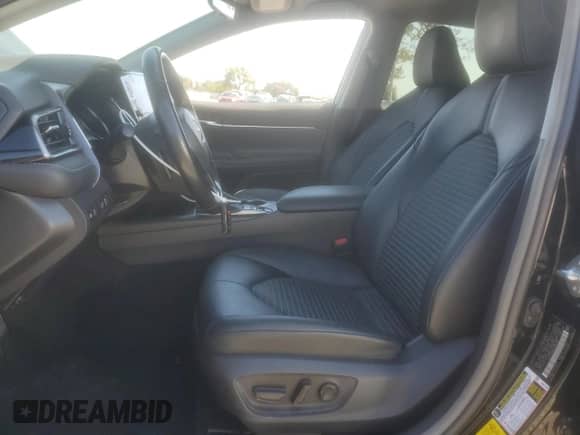 2022 Toyota Camry Hybrid SE with VIN 4T1G31AK8NU580993, listed as a Copart auction lot 81641015 with 138,818 mi miles and Salvage title. Bid and sale history available at DreamBid. Image 7.