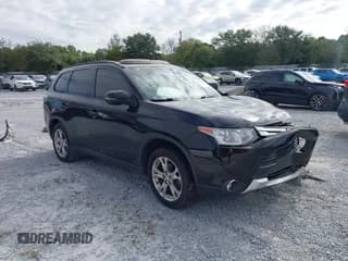 ✅ 2015 Mitsubishi Outlander SE • VIN: JA4AD3A37FZ010168 • Lot: 43511609. Wystawiony na IAAI z przebiegiem 181 183 mil. Bezpłatny archiwum sprzedaży aukcyjnych z USA i szczegółowy raport historii pojazdu na DreamBid. Zdjęcie 1.