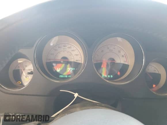 2014 Dodge Challenger Shaker z VIN 2C3CDYBT8EH231677, wystawiony jako Copart lot #67840475 z przebiegiem 156 898 mil mil oraz Szkoda całkowita • Salvage title. Historia ofert i sprzedaży dostępna na DreamBid. Obrazek 9.