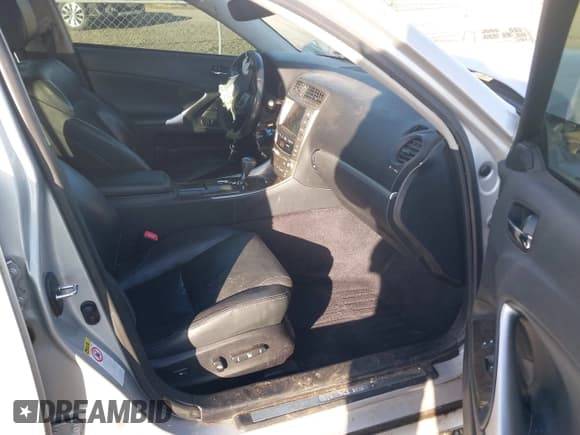 ✅ 2012 Lexus IS 350 • VIN: JTHCE5C2XC5002398 • Lot: 41924366. Wystawiony na IAAI z przebiegiem 163 058 mil. Bezpłatny archiwum sprzedaży aukcyjnych z USA i szczegółowy raport historii pojazdu na DreamBid. Zdjęcie 5.