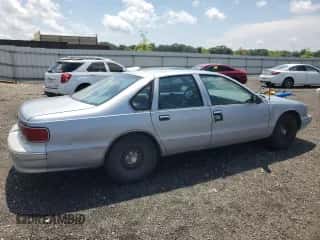 1995 Chevrolet Caprice z VIN 1G1BL52P8SR191830, wystawiony jako Copart lot #64043925 z przebiegiem 154 320 mil mil oraz Czysty tytuł • Clean title. Historia ofert i sprzedaży dostępna na DreamBid. Obrazek 3.