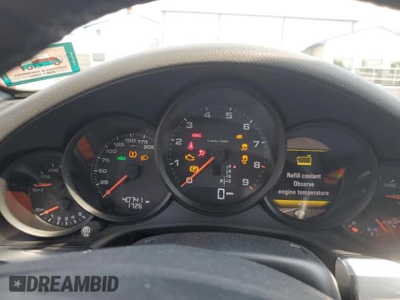 ✅ 2015 Porsche 911 Carrera • VIN: WP0CA2A97FS141468 • Lot: 58949374. Listed on Copart with 40,741 mi. Free auction sales archive from the USA and detailed vehicle history report at DreamBid. Image 9.