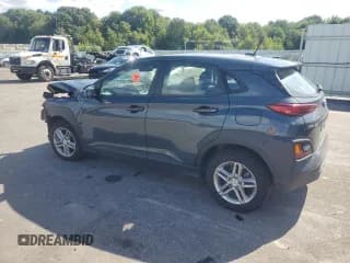 ✅ 2020 Hyundai Kona SE • VIN: KM8K1CAA3LU577032 • Лот: 68443734. Опубликован ранее на Copart с пробегом 55 643 миль. Бесплатный доступ к архиву аукционных продаж из США и подробный отчёт об истории автомобиля на DreamBid. Изображение 2.