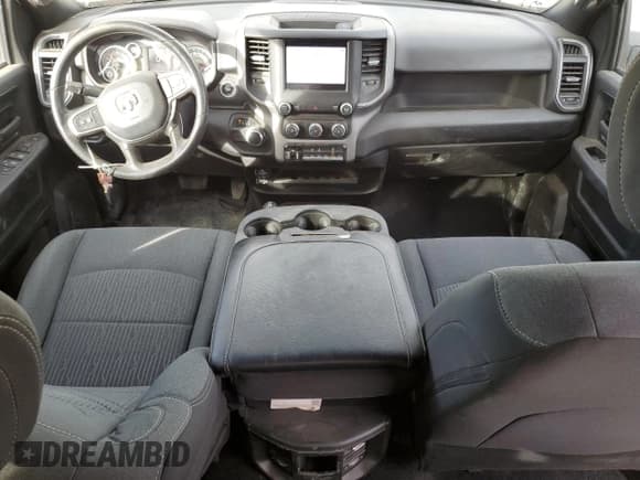 ✅ 2024 Ram 2500 Tradesman • VIN: 3C6UR5HJ5RG131619 • Lot: 92401865. Listed on Copart with 32,774 mi. Free auction sales archive from the USA and detailed vehicle history report at DreamBid. Image 8.