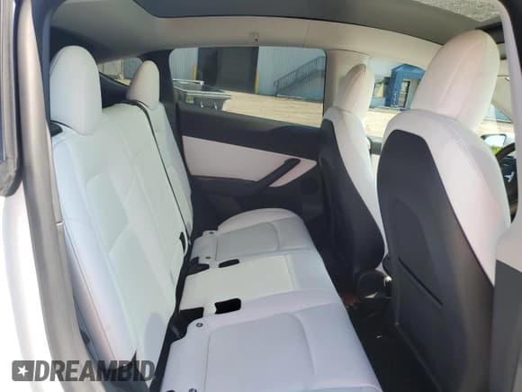✅ 2022 Tesla Model Y Performance • VIN: 7SAYGDEF6NF313620 • Lot: 65452675. Listed on Copart with 27,455 mi. Free auction sales archive from the USA and detailed vehicle history report at DreamBid. Image 10.
