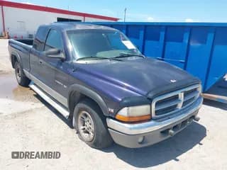 ✅ 1999 Dodge Dakota SLT • VIN: 1B7GL22X0XS301104 • Lot: 42556302. Wystawiony na IAAI z przebiegiem 194 752 mil. Bezpłatny archiwum sprzedaży aukcyjnych z USA i szczegółowy raport historii pojazdu na DreamBid. Zdjęcie 1.