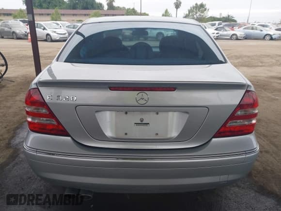 ✅ 2007 Mercedes-Benz C 230 Sport • VIN: WDBRF52H47A936891 • Lot: 42121823. Wystawiony na IAAI z przebiegiem 152 148 mil. Bezpłatny archiwum sprzedaży aukcyjnych z USA i szczegółowy raport historii pojazdu na DreamBid. Zdjęcie 16.