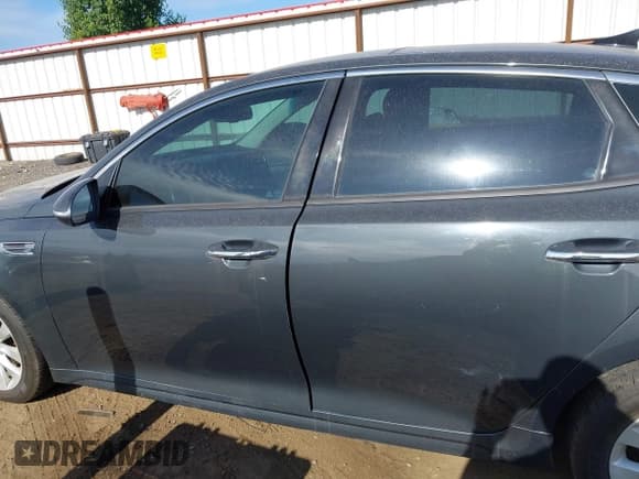 ✅ 2016 Kia Optima EX • VIN: 5XXGU4L3XGG095952 • Lot: 42496671. Wystawiony na IAAI z przebiegiem 77 554 mil. Bezpłatny archiwum sprzedaży aukcyjnych z USA i szczegółowy raport historii pojazdu na DreamBid. Zdjęcie 14.