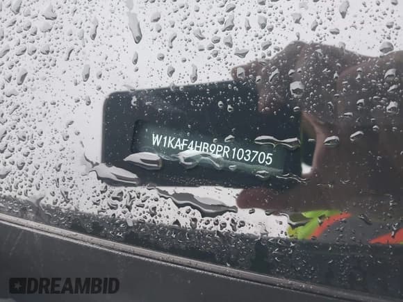 ✅ 2023 Mercedes-Benz C 300 • VIN: W1KAF4HB9PR103705 • Lot: 41920893. Wystawiony na IAAI z przebiegiem 47 467 mil. Bezpłatny archiwum sprzedaży aukcyjnych z USA i szczegółowy raport historii pojazdu na DreamBid. Zdjęcie 18.