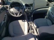 ✅ 2017 Hyundai Accent SE • VIN: KMHCT4AE4HU328706 • Лот: 58211834. Опубликован ранее на Copart с пробегом 16 762 миль. Бесплатный доступ к архиву аукционных продаж из США и подробный отчёт об истории автомобиля на DreamBid. Изображение 8.